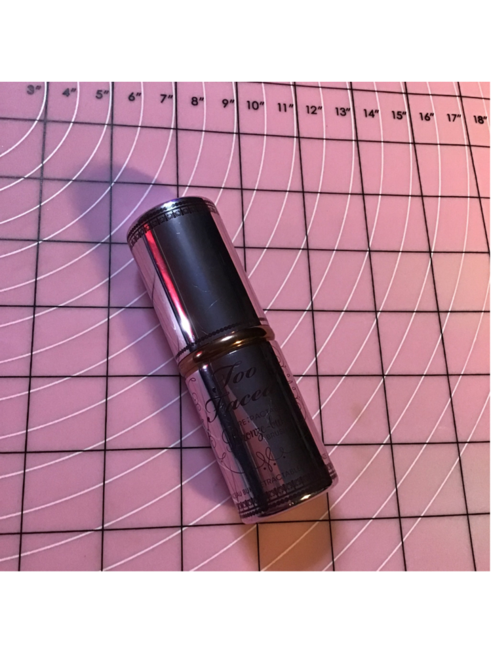 Too Faced Retractable Bronze-Buki Brush Silver Pink Gold